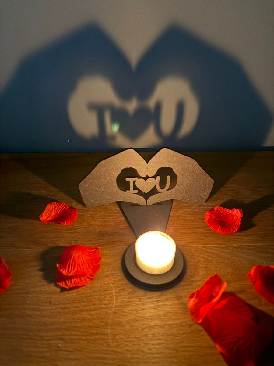 Schaduwfiguur - I love you - Ik hou van jou cadeautje - Valentijn decoratie - Valentijn cadeautje voor hem - Valentijn cadeautje voor haar - Valentijnsdag cadeau - Valentijn versiering - Valentijn cadeau - Liefdes cadeau - Valentijn