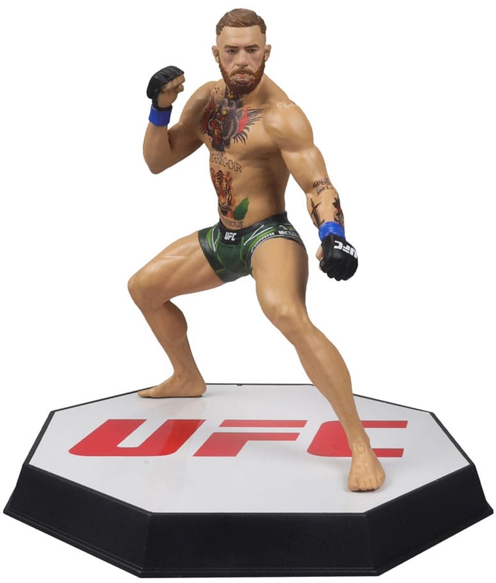 UFC Posed PVC Statue Conor McGregor 18 cm