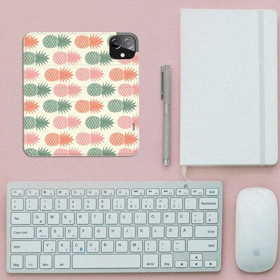 Coque Smartphone iPhone 12 | iPhone 12 Pro Nice Bookcase Ananas