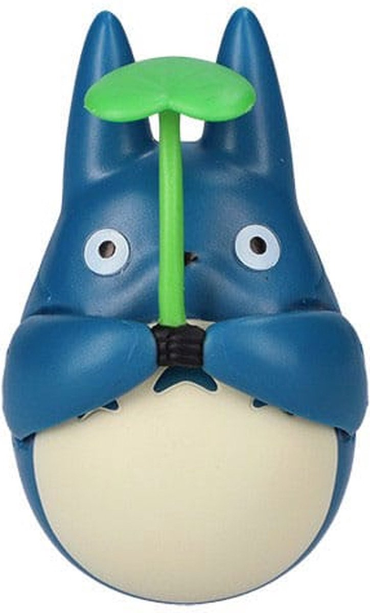 Semic My Neighbor Totoro Round Bottomed Figurine Mid Totoro met leaf 6 cm Beeld