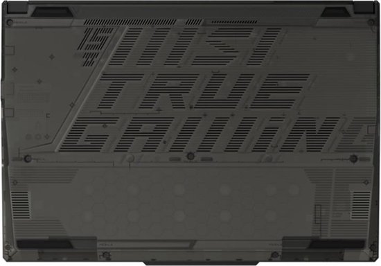 Onderkant van de zwarte MSI gaming laptop met 'JUST TURE GAMING' tekst en ventilatiegroeven.