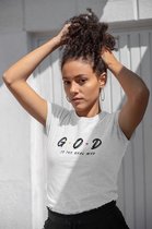 Shirt - GOD is the real mvp - Wurban Wear | Grappig shirt | Geloof | Unisex tshirt | Religie | Vloerkleed | Bidden | Bijbel | Christendom | Wit