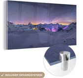 MuchoWow® Glasschilderij 160x80 cm - Schilderij acrylglas - Melkweg boven het winterlandschap van Zwitserland - Foto op glas - Schilderijen
