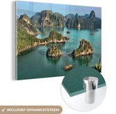 MuchoWow® Glasschilderij 60x40 cm - Schilderij acrylglas - Luchtfoto van Halong Bay - Foto op glas - Schilderijen