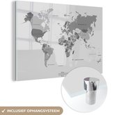 MuchoWow® Glasschilderij 60x40 cm - Schilderij acrylglas - Wereldkaart op een lichtgrijze achtergrond - zwart wit - Foto op glas - Schilderijen
