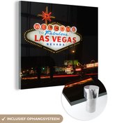 MuchoWow® Glasschilderij 90x90 cm - Schilderij acrylglas - Welkomstbord Las Vegas bij nacht - Foto op glas - Schilderijen