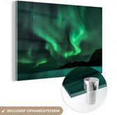 MuchoWow® Glasschilderij 60x40 cm - Schilderij acrylglas - Noorderlicht - Water - Noorwegen - Foto op glas - Schilderijen
