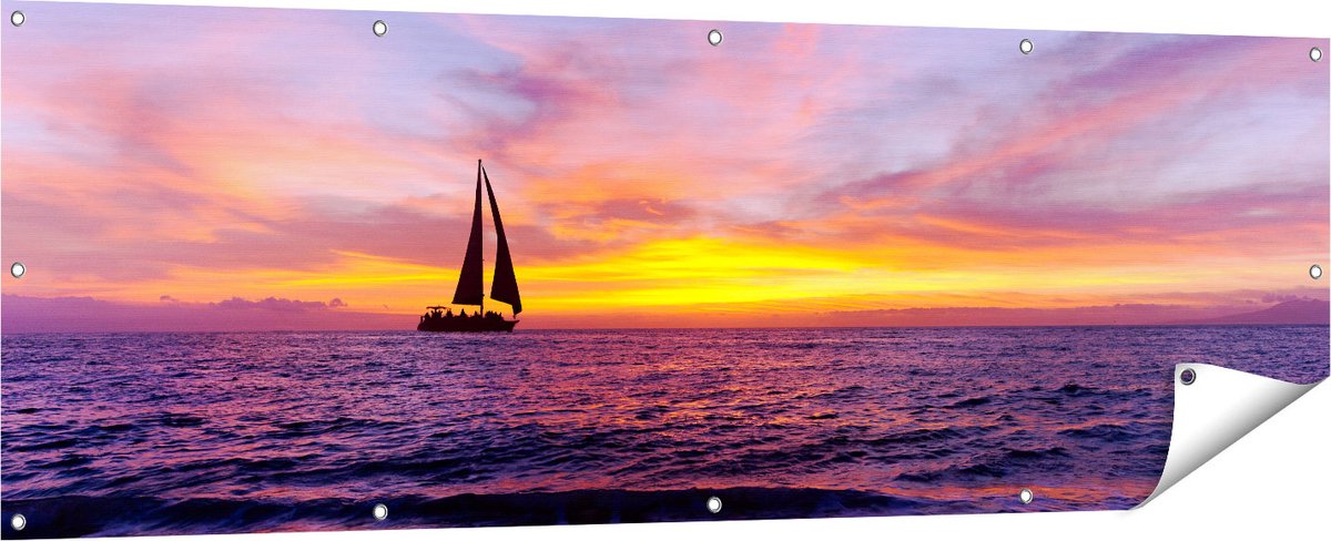 Gards Tuinposter Zeilboot Silhouet bij Zonsondergang - 180x60 cm - Tuindoek - Tuindecoratie - Wanddecoratie buiten - Tuinschilderij Multikleur