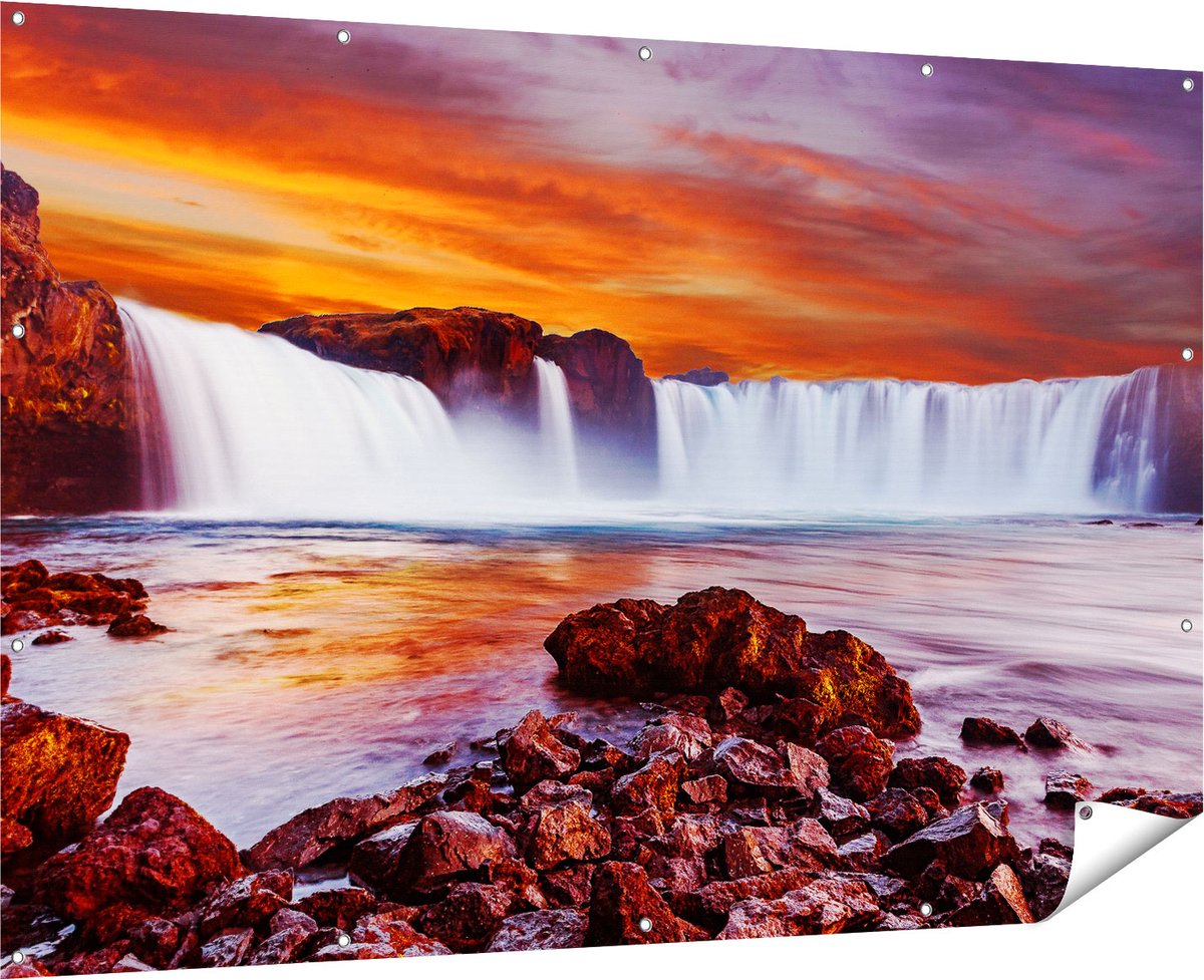 Gards Tuinposter Waterval bij een Oranje Hemel - 180x120 cm - Tuindoek - Tuindecoratie - Wanddecoratie buiten - Tuinschilderij Multikleur
