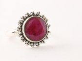 Bague ronde en argent ornée d'un rubis - taille 17,5