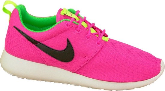 Nike Rosherun 599729-607, Vrouwen, Roze, Sportschoenen maat: 38.5 | bol.com