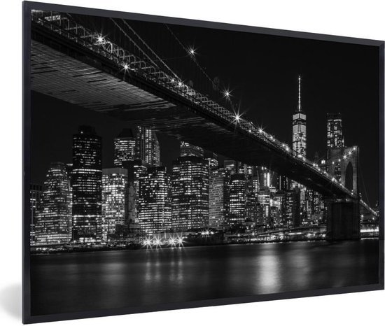 Bol Com Foto In Lijst Zwart Wit Foto Van De Brooklyn Bridge In New York In De Nacht