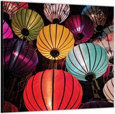 Dibond –Gekleurde Lampionnen– 80x80 Foto op Aluminium (Met ophangl)