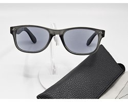 Zonnebril +2,0 unisex bril op sterkte met etui en doekje, getinte grijze zonbeschermingsbril glaasjes +2,0 / zonnebril lenzen, unisex grijze mat montuur / READING SUNGLASSES / lunette de lecture / Aland optiek / 103 SUN DISPLAY