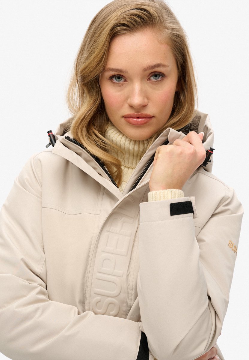 Superdry Ultimate Windbreaker jas met capuchon Dames Grijs