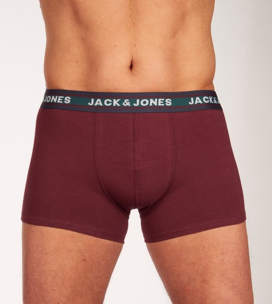 Bordeauxrode boxer met donkergroene en witte 'JACK & JONES' tailleband.