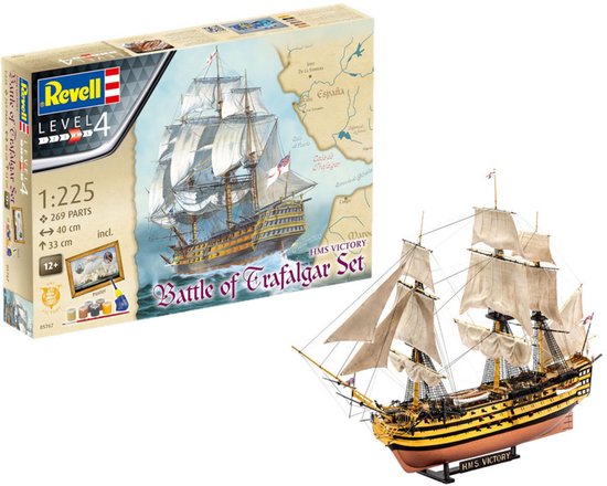 Revell Modelbouwpakket Militaire voertuigen - 05767 Battle of Trafalgar - Gift Set Plastic - 1:225 -
