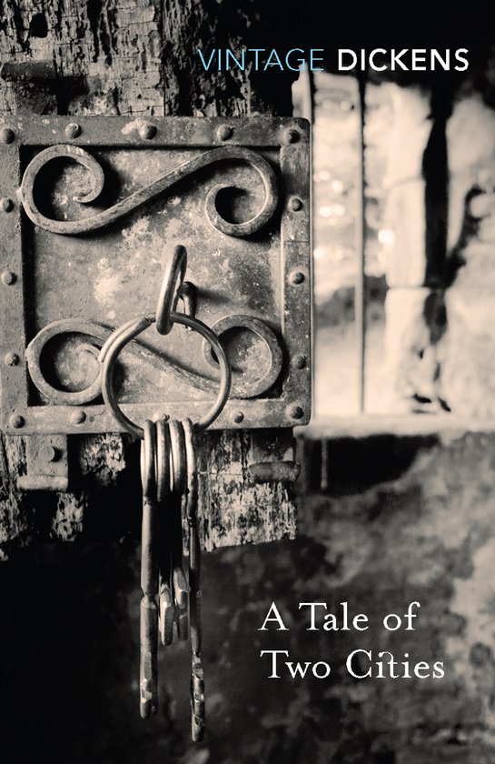 Vintage Dickens, Een verhaal van twee steden, close-up van een antiek slot met sleutels.