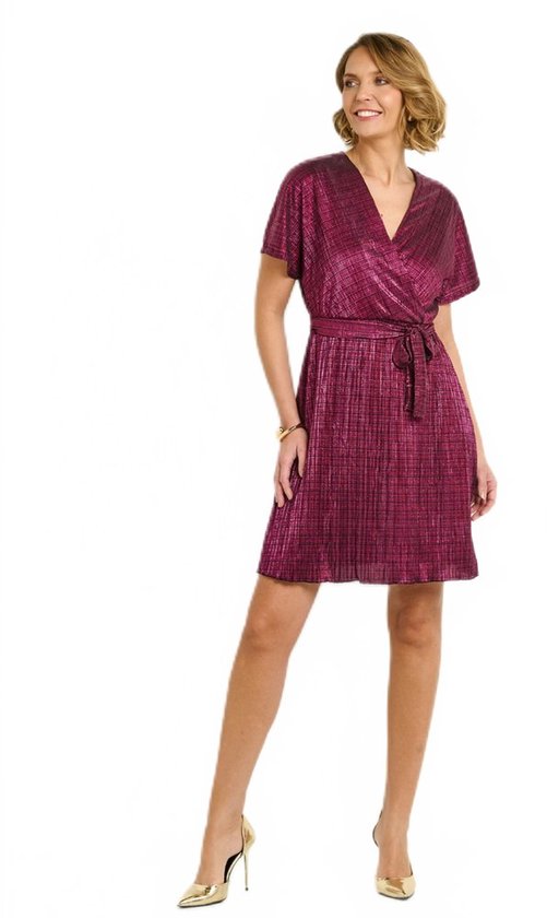 Robe courte en forme de cœur avec motif métallique