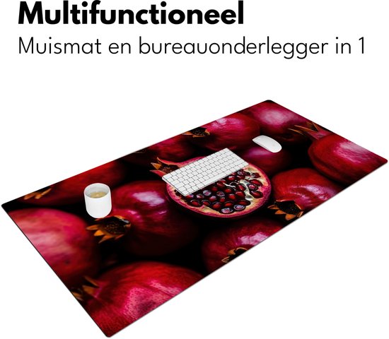 Bureau onderlegger 120x60 cm - Muismat Granaatappel - Rood - Fruit - Bureaumat - Mousepad XXL - Bureau mat - Muismatten groot - Desk organizer - Bureaulegger
