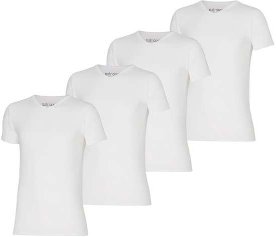 Vier witte basic t-shirts met V-hals van Apollo Bamboo, opgesteld in een rij.
