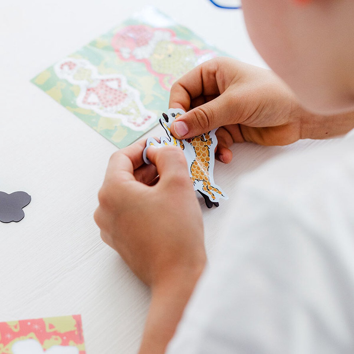 The Grinch Diamond Painting magneten maken - Met 1100 steentjes - Speelgoed Kinderen - Knutselen - Voor meisjes en jongens - Vanaf 5 jaar - Totum — afbeelding 5