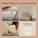 Vier afbeeldingen van 'The Five Minute Journal' met de tekst 'happier', 'calmer', 'more mindful'.