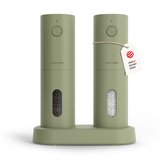 LARS NYSØM Elektrische Zout- en Pepermolen Set Spænding - 2-delige Set met verstelbaar keramisch maalwerk van grof tot fijn - Automatisch kruidenmolense (Sage Green)