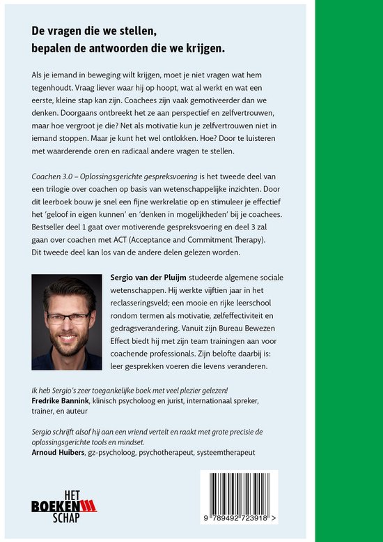 Foto van Sergio van der Pluijm, auteur van het boek. Hij is een man met een bril en een glimlach.