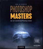 Boekomslag 'Photoshop Masters' met een gestrande tram in de mist. Met interviews van top-artiesten.