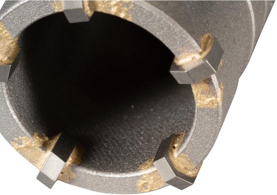 Close-up van de Makita holboor, met vier snijtanden en een interne schroefdraad.