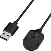 Zwarte magnetische smartwatch houder met contactpunten, verbonden met een USB-A kabel.