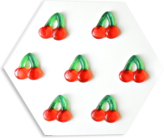 PVC Schuimplaat Hexagon - Kersen Snoepjes in Rijen - 30x26.1 cm Foto op Hexagon (Met Ophangsysteem)