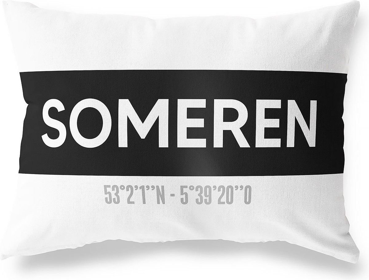 Tuinkussen SOMEREN - NOORD-BRABANT met coördinaten - Buitenkussen - Bootkussen - Weerbestendig - Jouw Plaats - Studio216 - Modern - Zwart-Wit - 50x30cm