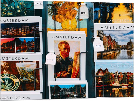 Acrylglas - Amsterdamse Ansichtkaarten in het Rek - 100x75 cm Foto op Acrylglas (Met Ophangsysteem)