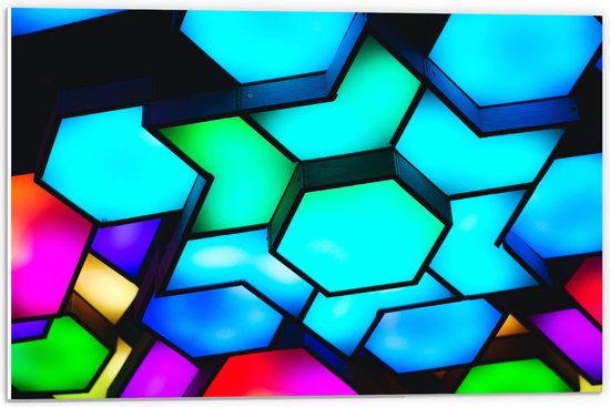 PVC Schuimplaat - Verschillende Neon Kleurige Hexagons tegen Zwarte Achtergrond - 60x40 cm Foto op PVC Schuimplaat (Met Ophangsysteem)