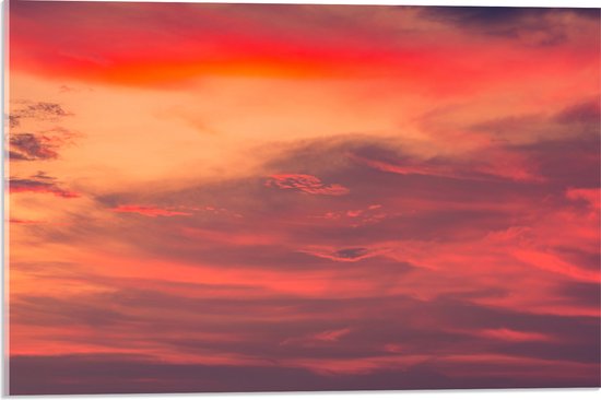 Acrylglas - Rode Gloed over de Wolken in de Lucht - 60x40 cm Foto op Acrylglas (Met Ophangsysteem)