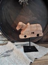 Authentieke houten nandi koe op ijzeren standaard/houten nandi koetje