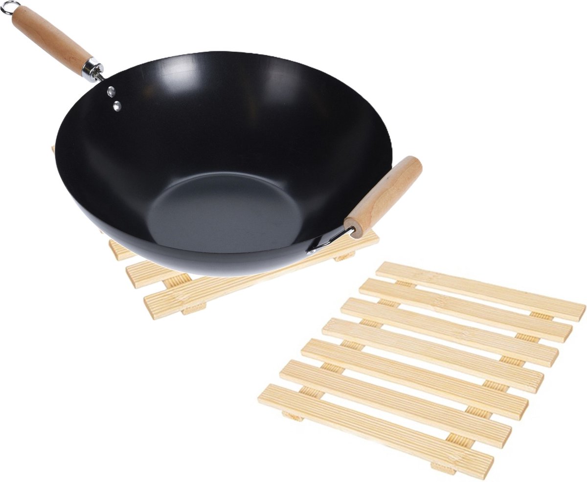 Alessandro Onderzetter voor pannen - 2x - hout - 18 x 18 cm - vierkant - hittebestendig - kookpannen/ovenschalen
