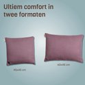 Twee Kuddle warmtekussens in oudroze: 45x45cm en 60x45cm.