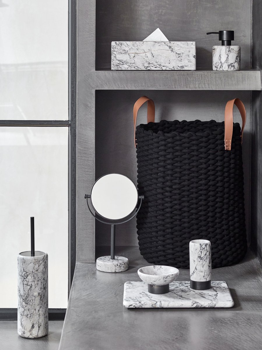 Goedkoopste Aquanova Rudon Wasmand 43L Zwart