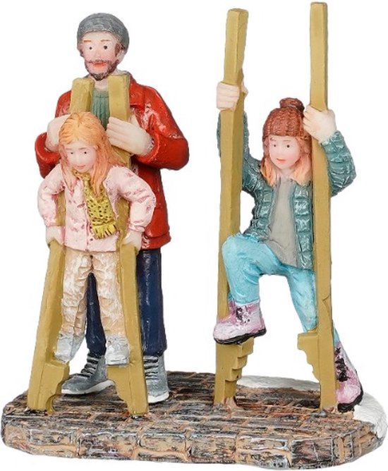 Luville - Walking on Stilts