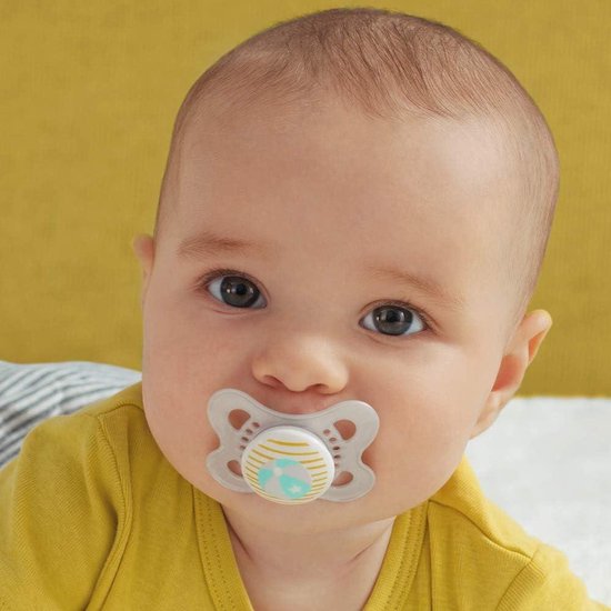 MAM Originele "Skin Soft" siliconen fopspeen PURE 0-6 Unisex // set van 4 // incl. 2 sterilisetransportboxen van MAM — afbeelding 3