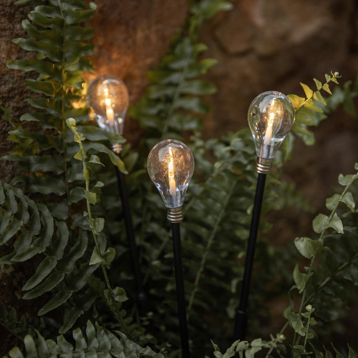 Led-staaflampen op zonne-energie 35 cm bol wegverlichting zwart moderne solarlampen voor buiten - set van 3.