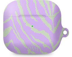 xoxo Wildhearts hoesje geschikt voor AirPods 4 - Main Character - Ook als telefoonhoesje verkrijgbaar - schokbestendige case - koptelefoonhoesje - Matte afwerking - Beschermhoes met zebraprint - dierenprint hoesje - Paars - Groen