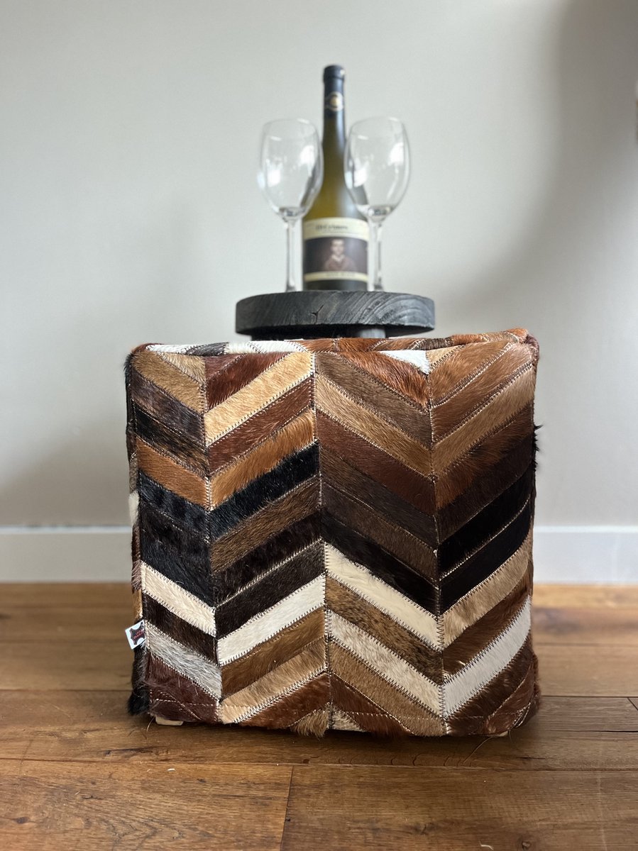 Voetenbank-rechthoekige kruk - koeienhuid-leer-patchwork-kruk-zwart-wit-bruin