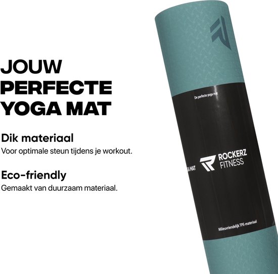 Opgerolde turquoise yogamat met Rockerz Fitness logo en tekst.