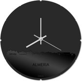Skyline Klok Rond Almeria Zwart Glanzend - Ø 44 cm - Stil uurwerk - Wanddecoratie - Meer steden beschikbaar - Woonkamer idee - Woondecoratie - City Art - Steden kunst - Cadeau voor hem - Cadeau voor haar - Jubileum - Trouwerij - Housewarming -