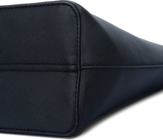 Detail van de hoek van een zwarte Eleganci shopper met textuur en stiksels.