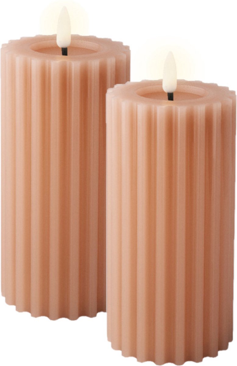 Lumineo Luxe LED kaars/stompkaars - 2x st - lichtroze - ribbel - D7,5 x H17,3 cm - timer